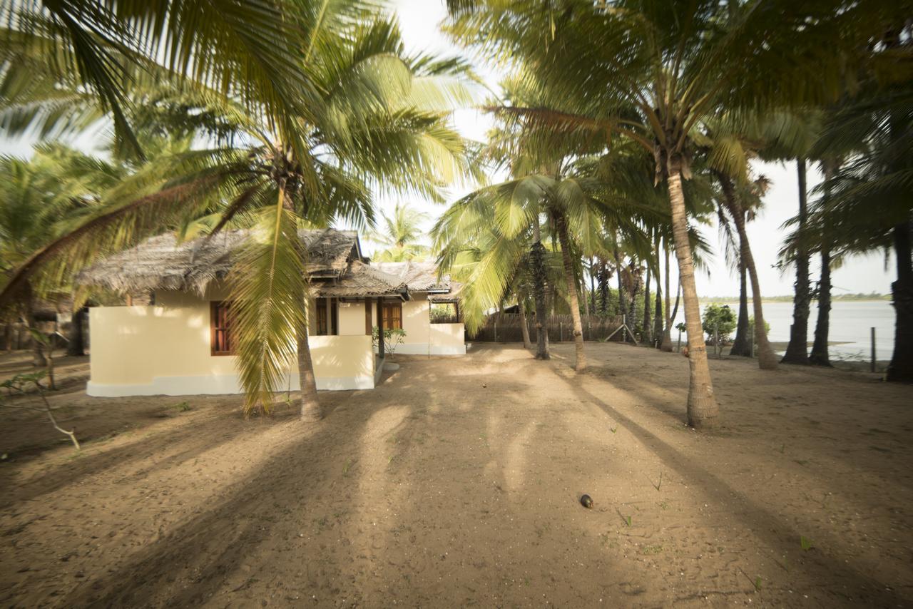 Anawasal Hotell Kalpitiya Exteriör bild